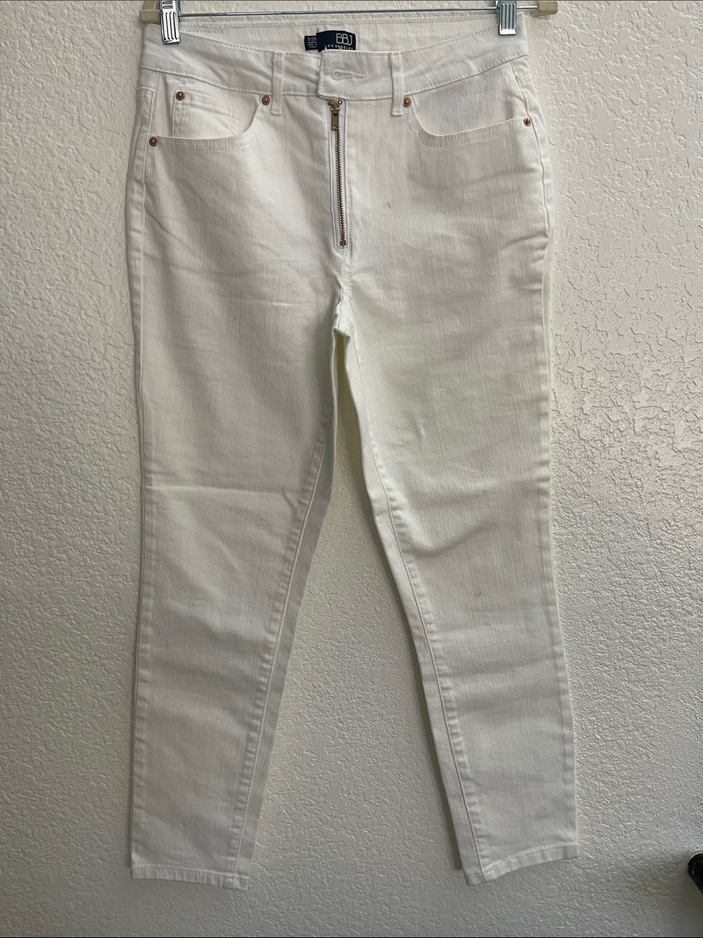 FBJ White High-Rise Skinny Jeans with Exposed Front Zip